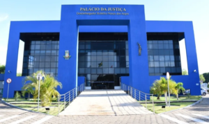 TJRR promove campanha para arrecadar alimentos, roupas e potes de vidro
