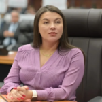 PF faz operação contra suposto esquema de lavagem de dinheiro e mira deputada Tayla Peres e familiares