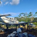 Avião usado para abastecer garimpo ilegal é destruído durante operação em Caroebe