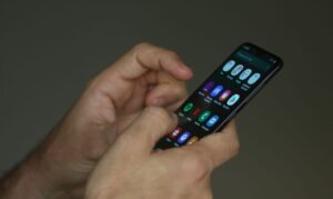Jovens de 13 a 24 anos têm acesso a apoio em saúde mental pelo SUS Digital